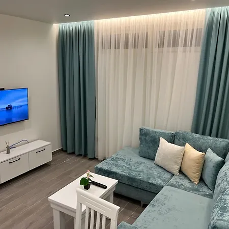 Greis 1 Apartment